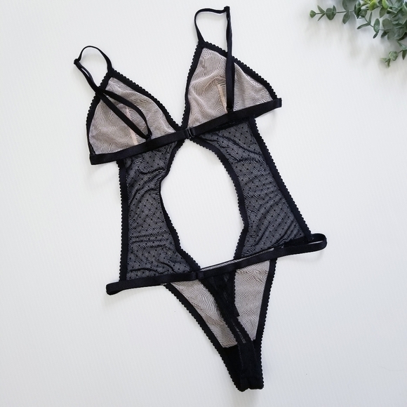 VICTORIA'S SECRET Very Sexy Black Mesh Heart Rhinestones Teddy Size Small - Picture 6 of 16